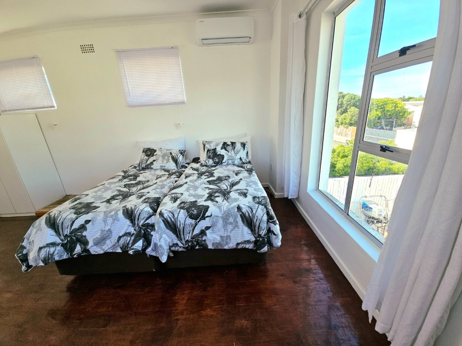 4 Bedroom Property for Sale in Marina Da Gama Western Cape